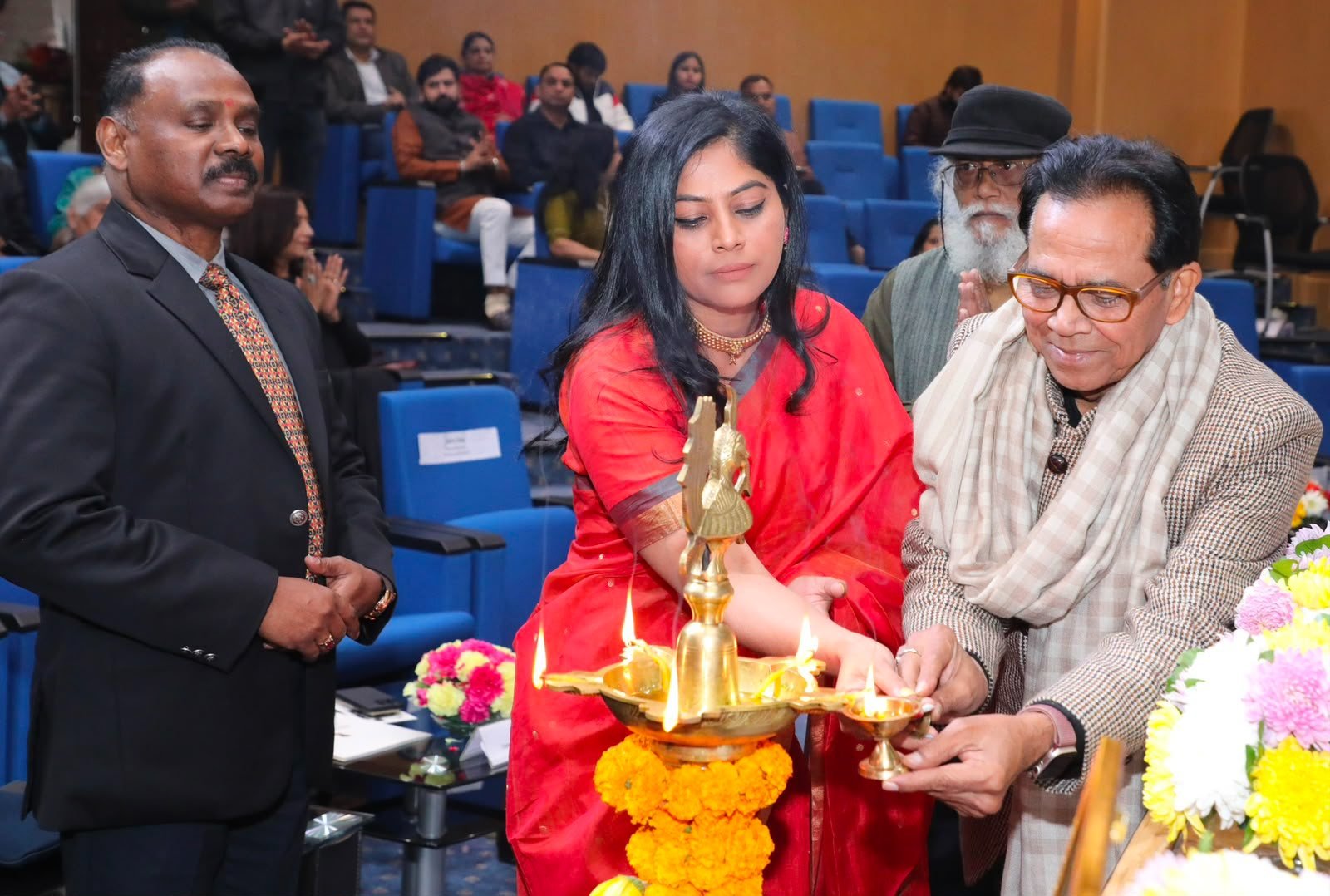 Lighting of the ceremonial lamp at Chitranjali 2023, New Delhi