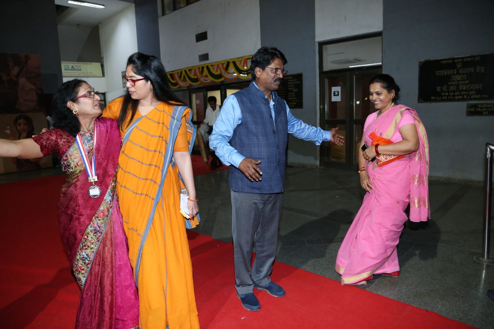 An honoured artist welcomed on the red carpet at the Chitranjali venue